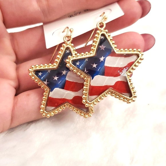 Stars and Stripes U.S. Flag star shaped pierced earrings 4th of July Patriotic - Picture 1 of 5